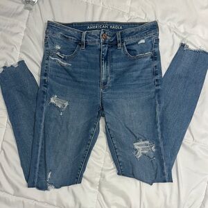 American Eagle Outfitters Women's Blue Distressed Jeans